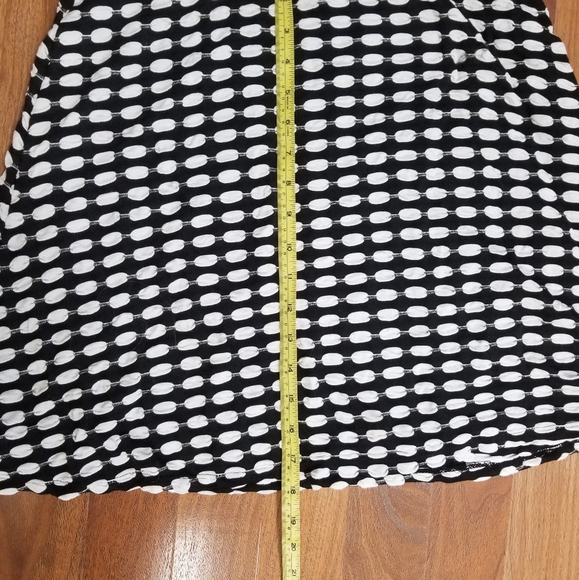 Max Studio women's black and white medium skirt - Picture 2 of 5